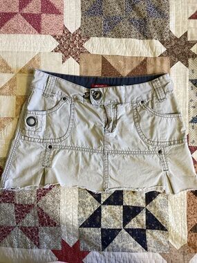 Vintage Low-rise UNIONBAY Khaki Mini Skirt